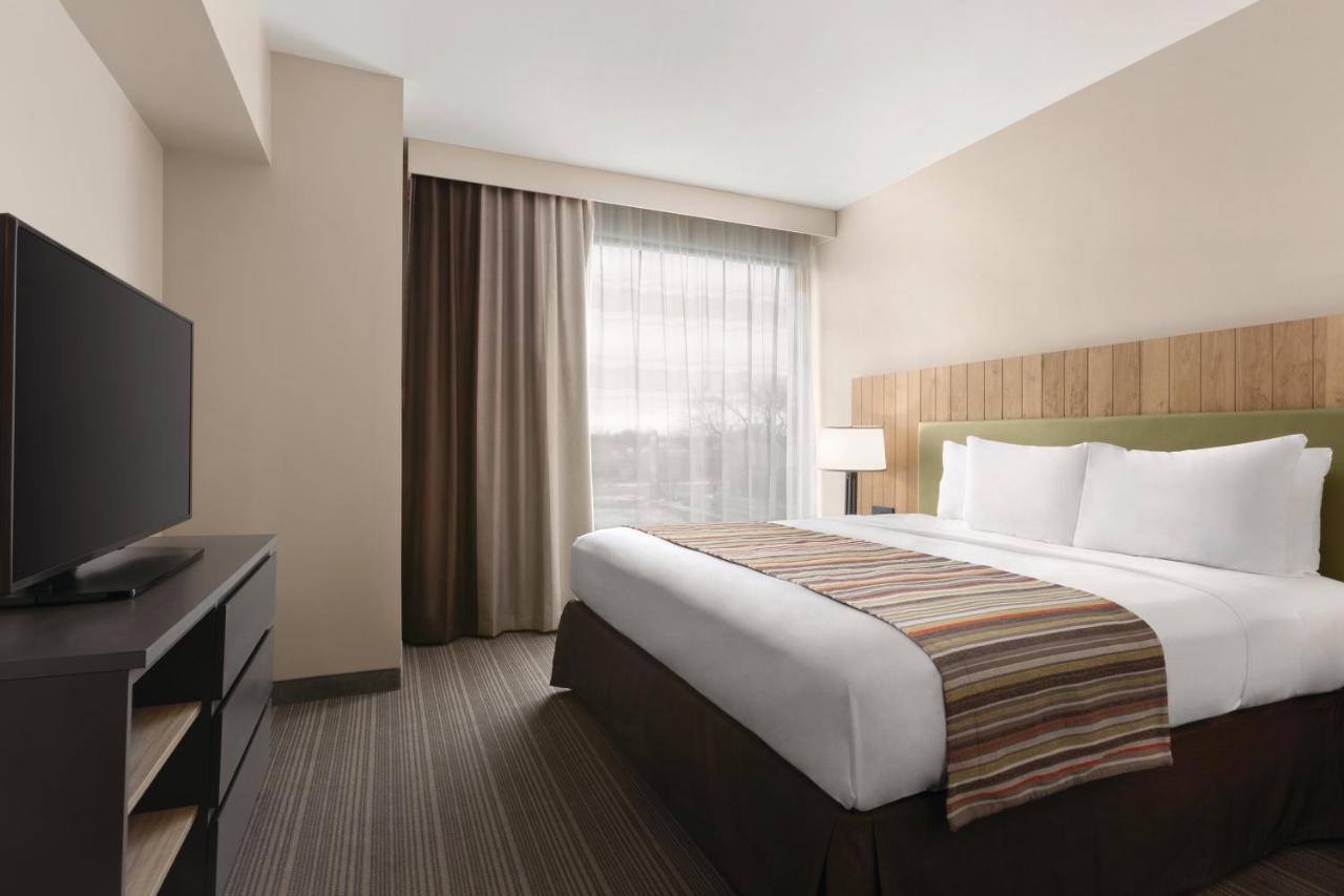 Country Inn & Suites By Radisson, Belleville, On Exterior photo